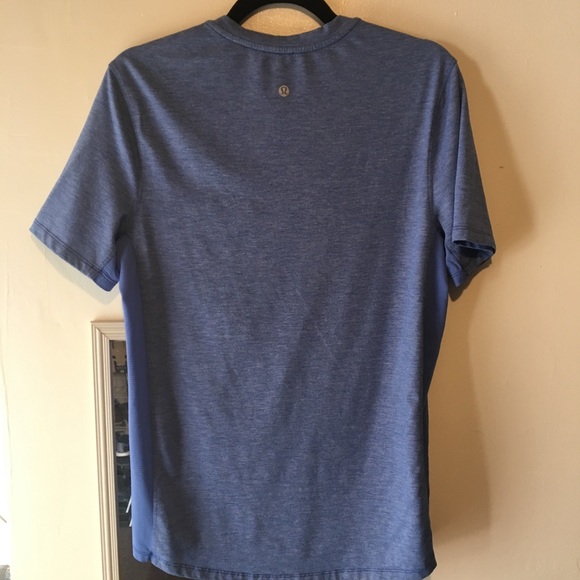Lululemon Metal Vent Tech Short Sleeve w Pocket - Picture 2 of 4